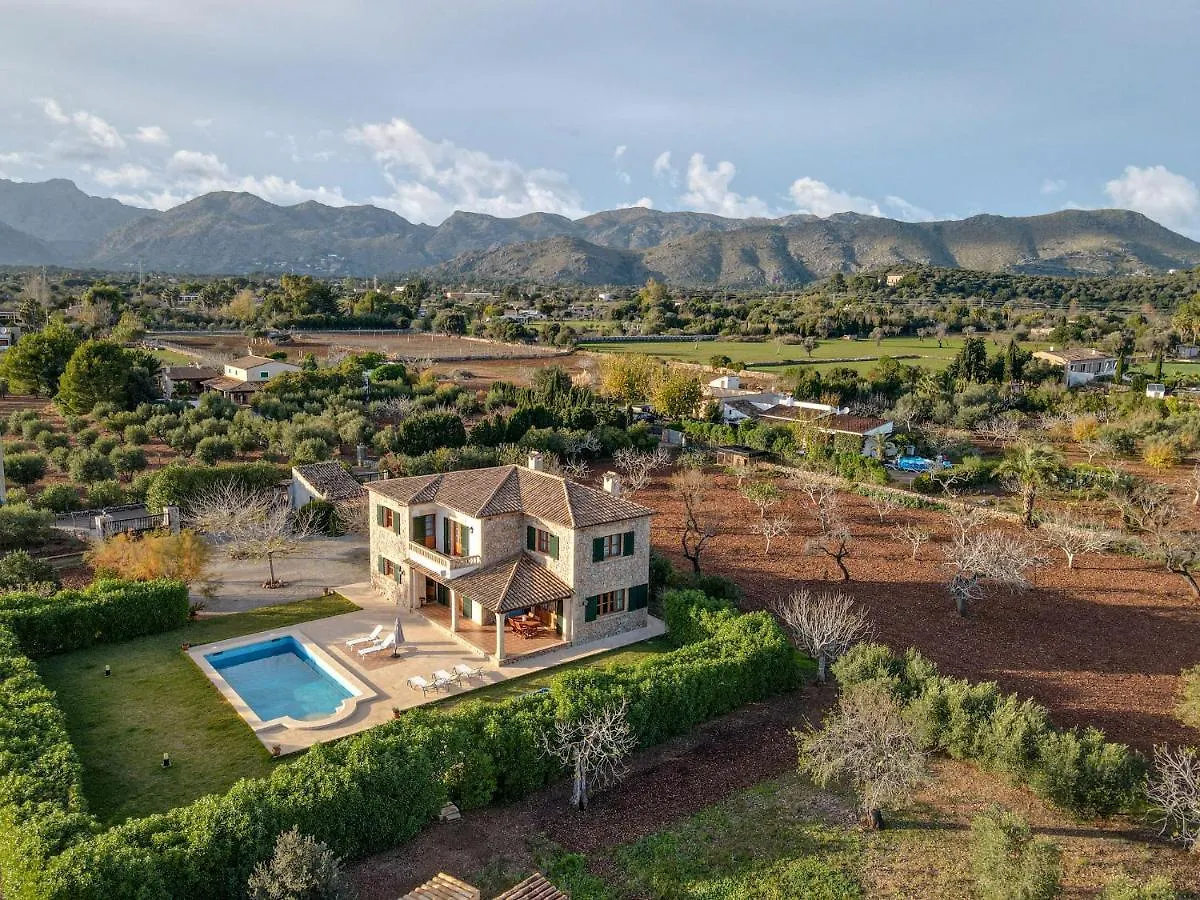 Villa Can Canaveret By Homevillas360 Pollenca