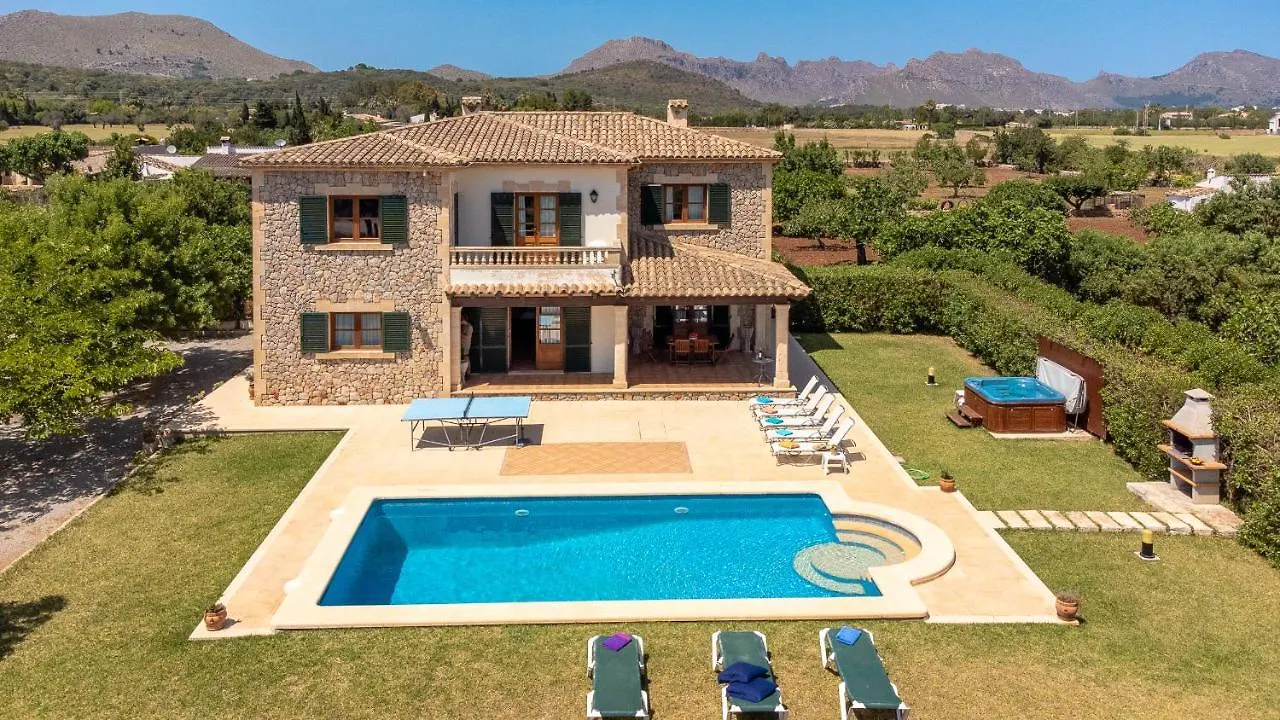 Villa Can Canaveret By Homevillas360 Pollenca