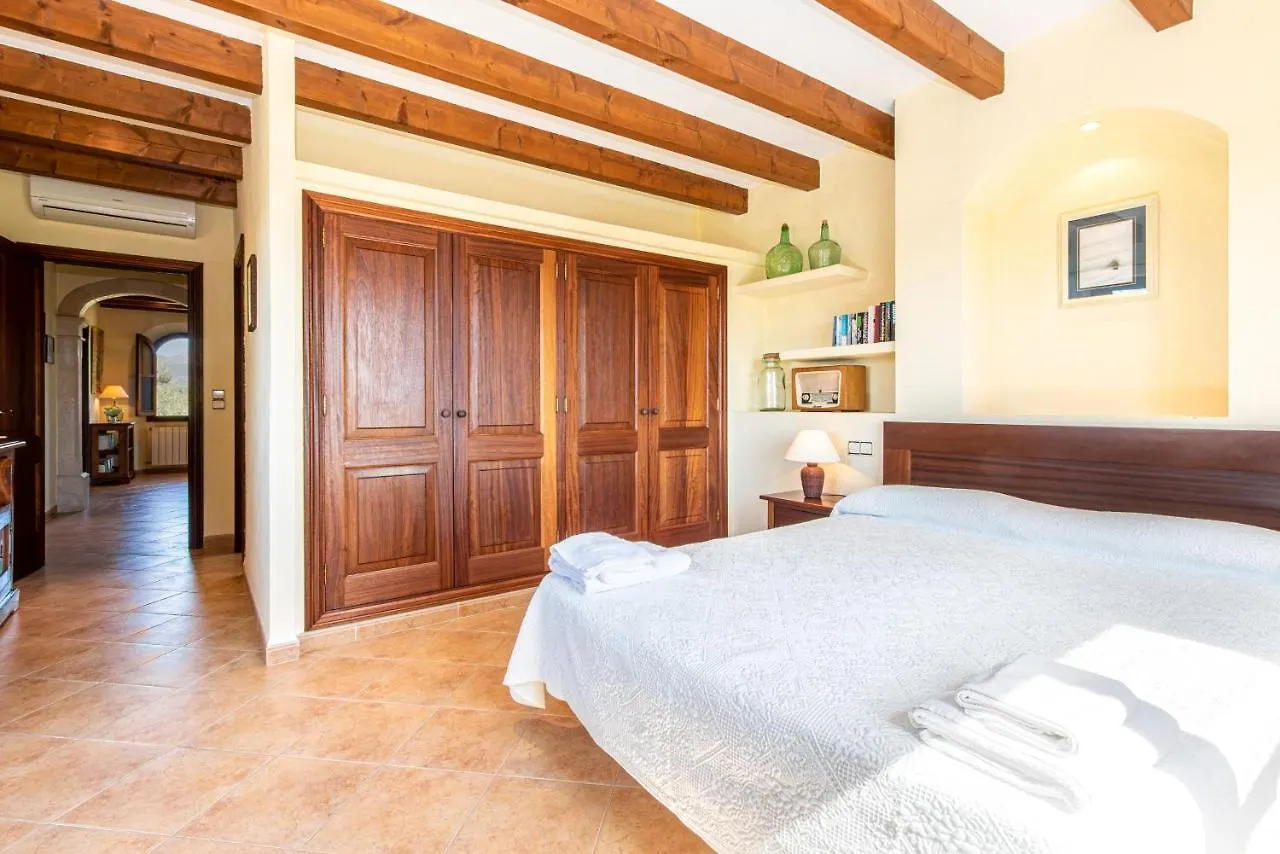 Villa Can Canaveret By Homevillas360 Pollença